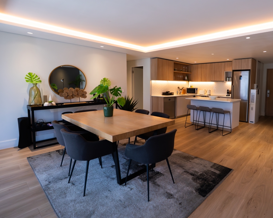 2 Bedroom Property for Sale in Sea Point Western Cape